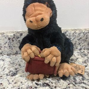 Niffler Plush Fantastic Beasts NWT Wizarding World Warner Bros Harry Potter
